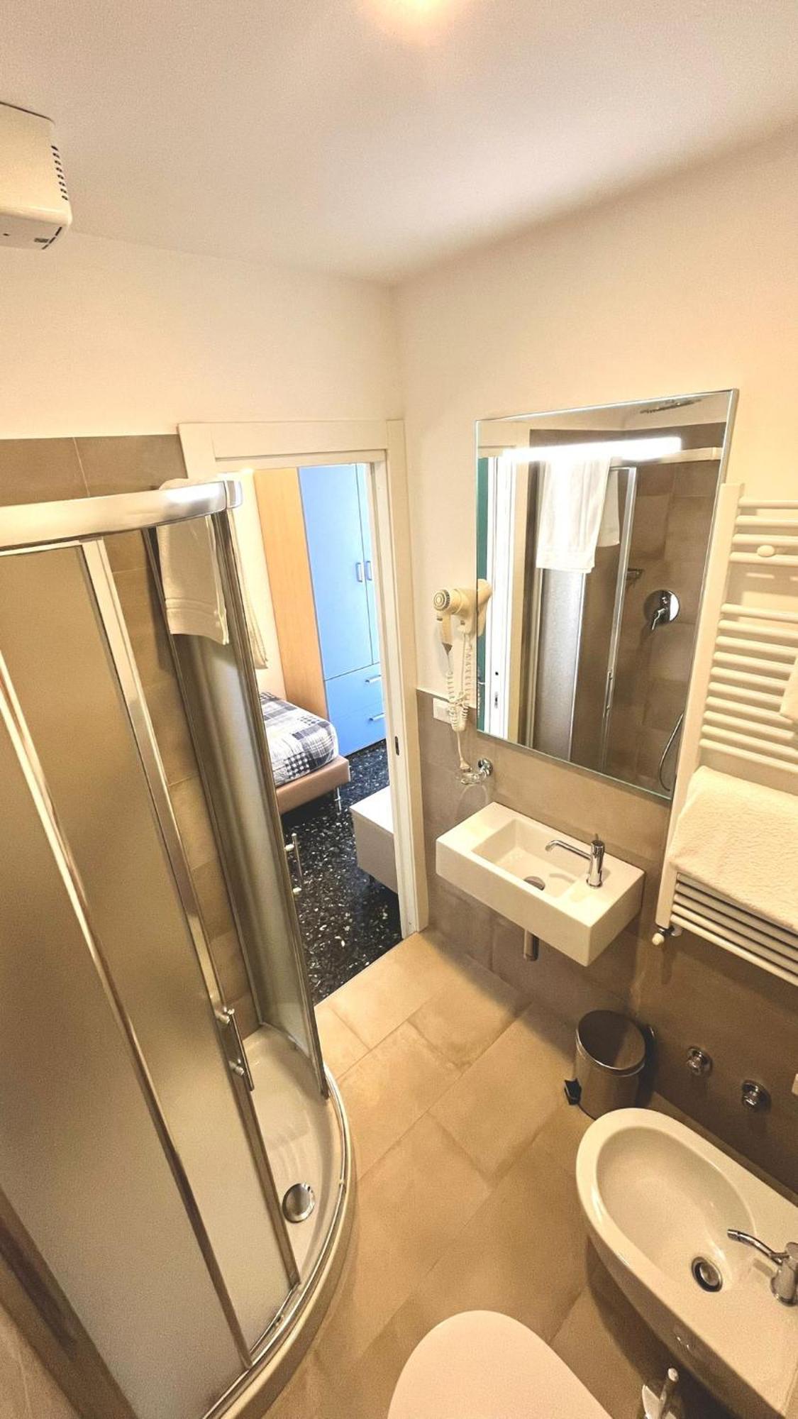 Hotel Al Capo Varigotti Eksteriør bilde