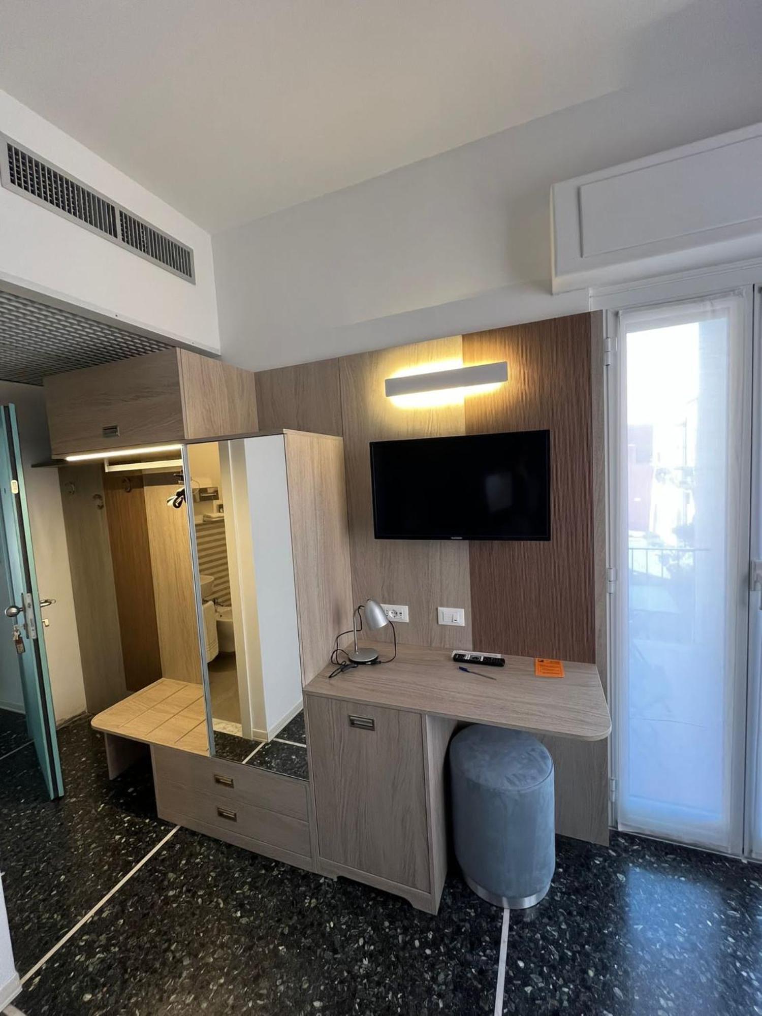 Hotel Al Capo Varigotti Eksteriør bilde